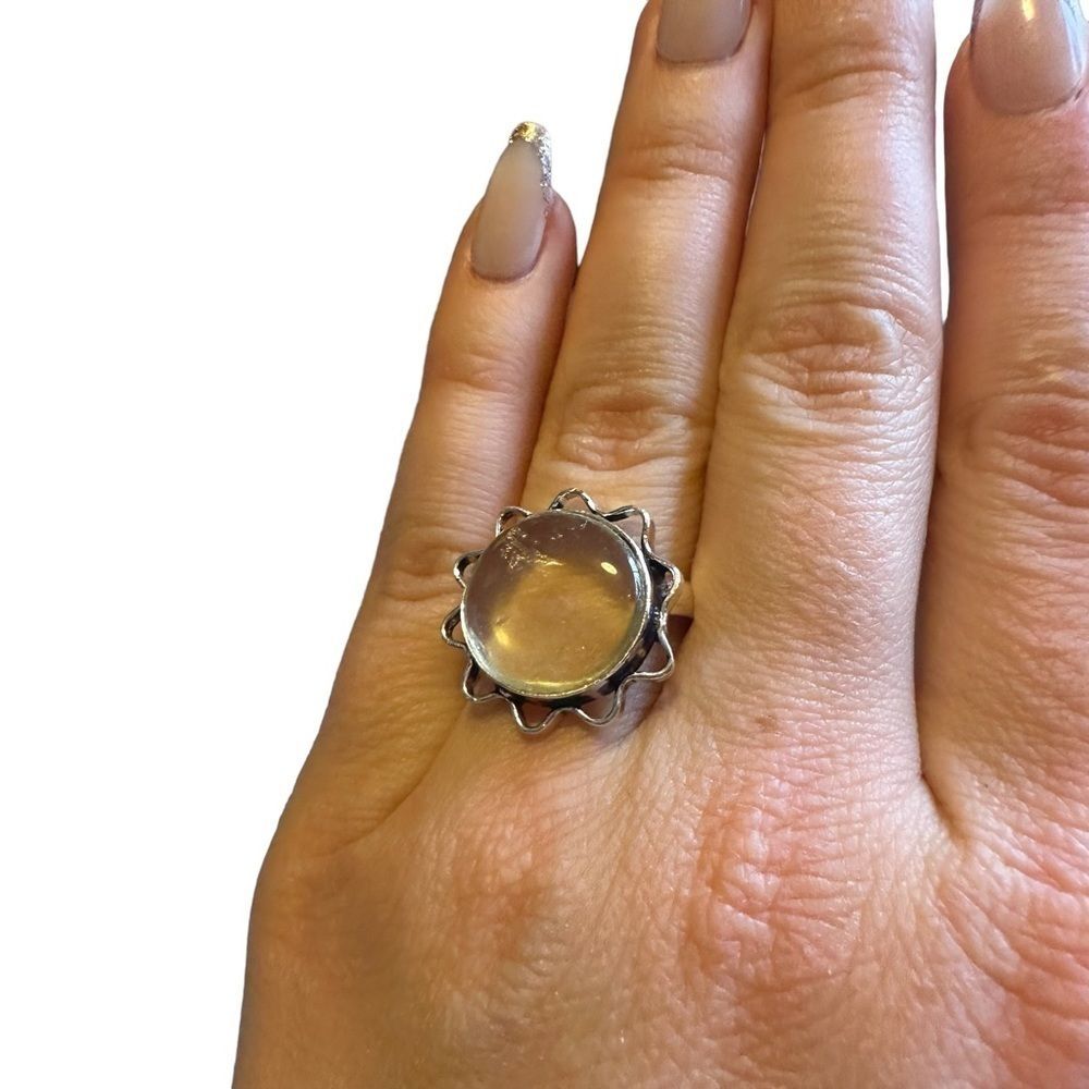 Clear quartz gemstone ring with sun sterling setting Size 9 - Picture 8 of 8